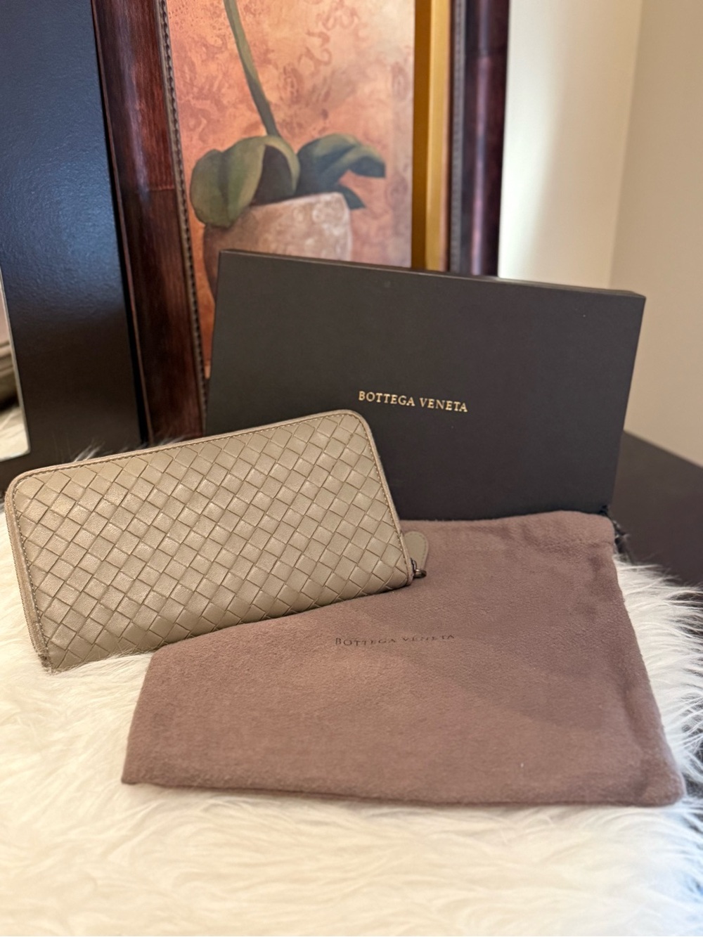 🌸Bottega Veneta Intrecciato Zip Wallet in Taupe🌸
